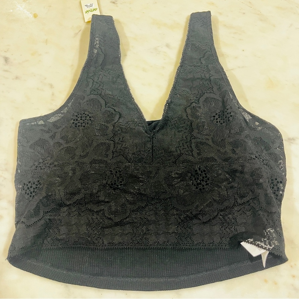 2/$30 Aerie Black Floral Lace V-Neck Bralette Medium NWT